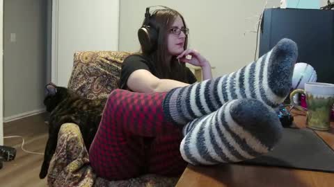 Snapshot of nyctophilic chatting on 12-16-24, 04:45 Nyctophilic online show from 12-16-24, 04:45