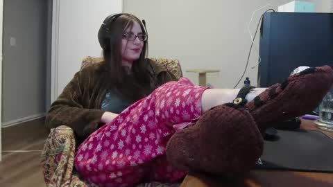 Snapshot of nyctophilic chatting on 02-23-25, 10:28 Nyctophilic online show from 02-23-25, 10:28