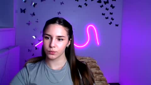 Snapshot of nykara chatting on 05-19-26, 05:36 Nykara online show from 05-19-26, 05:36
