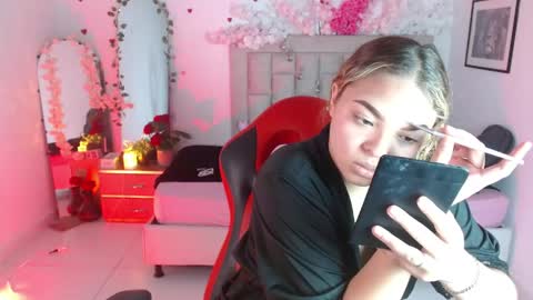 nyla  online show from 04-21-26, 07:06