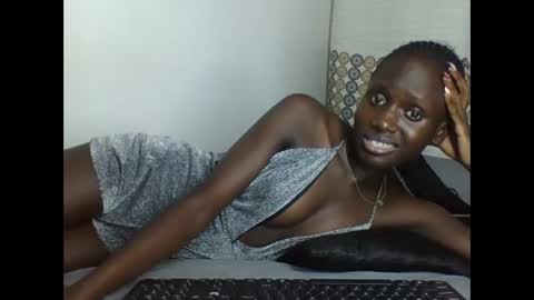 Snapshot of nylamoon1 chatting on 05-19-26, 01:56 nylamoon1 online show from 05-19-26, 01:56