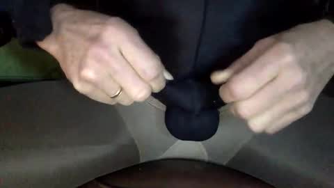 nylon2412 online show from 10-30-25, 07:10