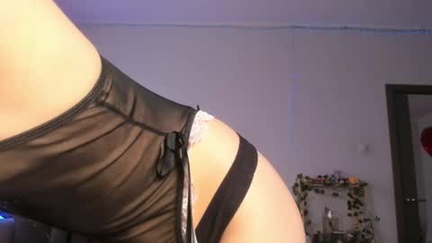 Snapshot of nymph_bliss chatting on 05-12-26, 04:20 Nymph bliss online show from 05-12-26, 04:20