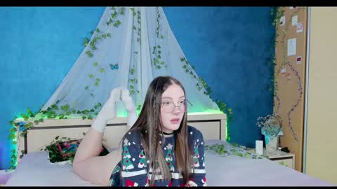 Kat online show from 12-17-24, 07:37