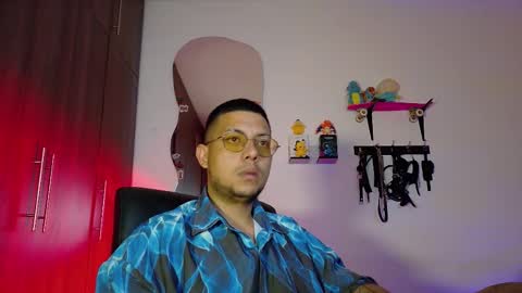 Snapshot of nymphobuddies chatting on 11-09-25, 02:15 David and Steven Independents online show from 11-09-25, 02:15