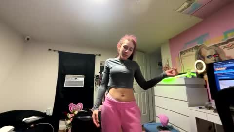 Snapshot of nymphomaticbaby chatting on 02-15-26, 11:45 nymphomaticbaby online show from 02-15-26, 11:45