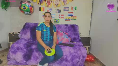Snapshot of nyra_queen chatting on 07-08-26, 03:00 Nyra online show from 07-08-26, 03:00