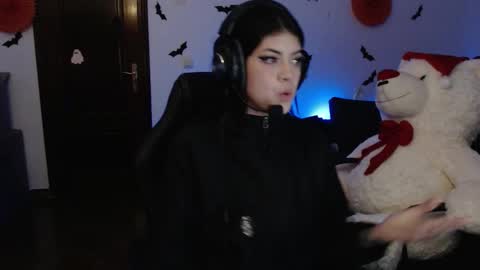 Snapshot of nyx_404 chatting on 11-09-25, 02:54 nyx_404 online show from 11-09-25, 02:54