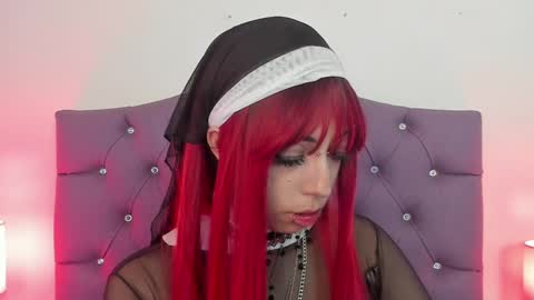 Snapshot of nyx_nayla chatting on 01-29-25, 06:22 online show from 01-29-25, 06:22
