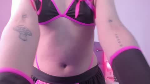 Snapshot of nyx_nayla chatting on 02-03-25, 04:57 online show from 02-03-25, 04:57