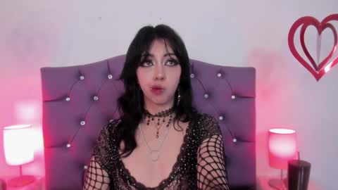 Snapshot of nyx_nayla chatting on 02-08-25, 09:24 online show from 02-08-25, 09:24