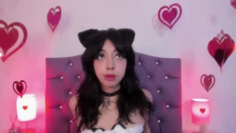 Snapshot of nyx_nayla chatting on 02-13-25, 04:22 online show from 02-13-25, 04:22