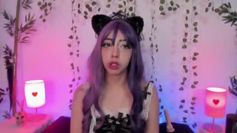Snapshot of nyx_nayla chatting on 03-05-25, 10:33 online show from 03-05-25, 10:33