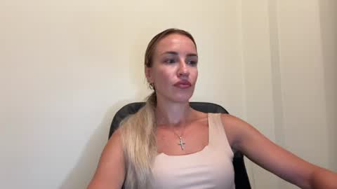 Snapshot of nyxelia_ chatting on 07-15-26, 07:08 Anastasia online show from 07-15-26, 07:08