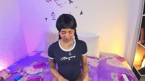 NYXHELLSQUEEN online show from 01-07-26, 09:50