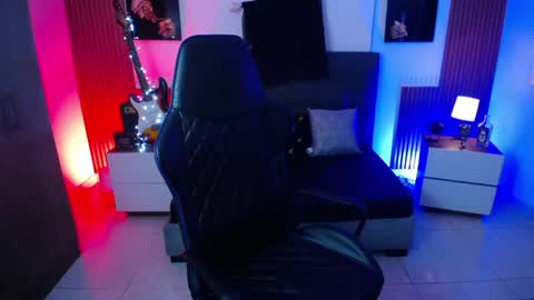 Snapshot of nyxnocturne chatting on 04-16-26, 12:06 Nyx online show from 04-16-26, 12:06