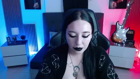 Snapshot of nyxnocturne chatting on 04-17-26, 12:08 Nyx online show from 04-17-26, 12:08