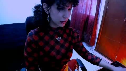 Snapshot of nyxxei chatting on 04-21-26, 09:39 Nyxxei online show from 04-21-26, 09:39