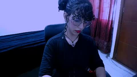 Snapshot of nyxxei chatting on 04-22-26, 09:27 Nyxxei online show from 04-22-26, 09:27