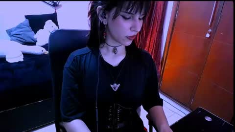 Snapshot of nyxxei chatting on 07-16-26, 12:38 Nyxxei online show from 07-16-26, 12:38