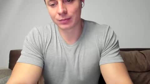 Snapshot of o_r_b_i_t chatting on 02-15-25, 02:33 o_r_b_i_t online show from 02-15-25, 02:33