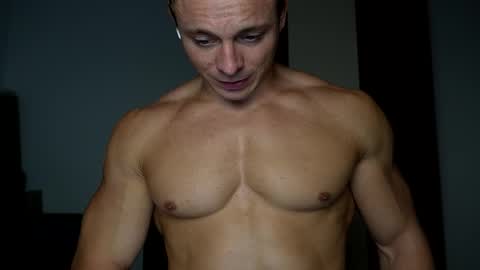 Snapshot of o_r_b_i_t chatting on 09-12-25, 01:44 o_r_b_i_t online show from 09-12-25, 01:44