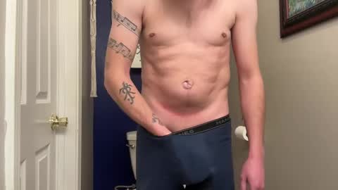 Snapshot of obedientblonde89 chatting on 01-01-25, 03:35 obedientblonde89 online show from 01-01-25, 03:35