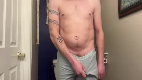 Snapshot of obedientblonde89 chatting on 03-09-25, 02:43 obedientblonde89 online show from 03-09-25, 02:43