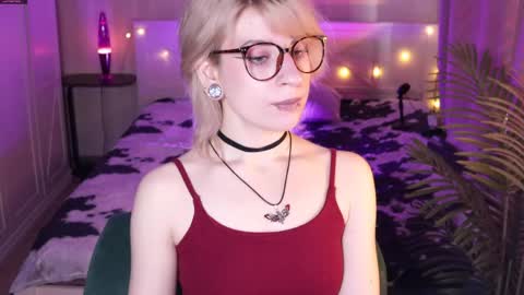 Moonlight online show from 04-07-26, 07:53