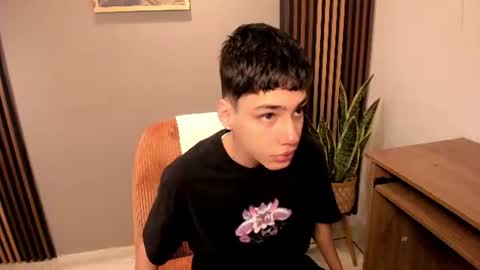 Snapshot of oblivion_deku chatting on 07-16-26, 02:01 Deku online show from 07-16-26, 02:01