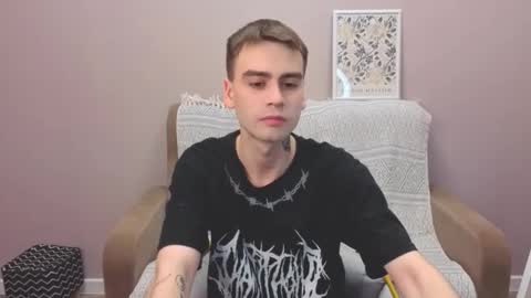 Snapshot of obormot999 chatting on 12-04-25, 03:10 obormot999 online show from 12-04-25, 03:10