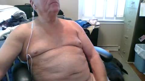Snapshot of obx4sunanfun60 chatting on 07-20-26, 05:37 obx4sunanfun60 online show from 07-20-26, 05:37