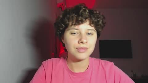 Evie online show from 02-08-26, 01:25