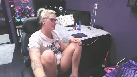 Oddy With A Body online show from 03-04-26, 06:30