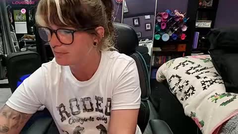 Oddy With A Body online show from 05-20-26, 05:46