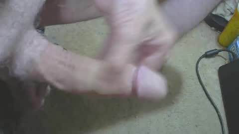 Snapshot of odentonman4fun chatting on 10-06-25, 04:54 odentonman4fun online show from 10-06-25, 04:54