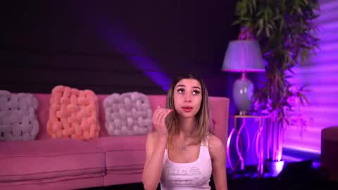 Odette online show from 03-15-26, 07:25