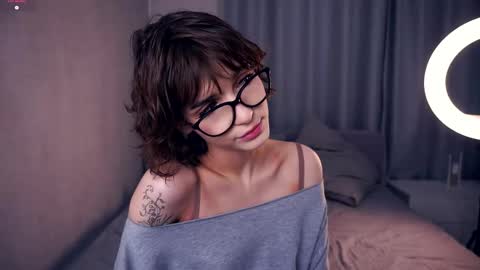 Thea online show from 11-13-25, 06:40