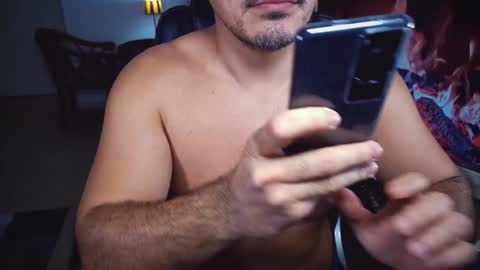 Snapshot of officeman7 chatting on 12-31-24, 07:18 officeman7 online show from 12-31-24, 07:18