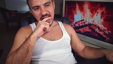 Snapshot of officeman7 chatting on 02-07-25, 08:31 officeman7 online show from 02-07-25, 08:31