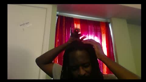 Snapshot of officialkingdraven chatting on 10-05-25, 04:16 officialkingdraven online show from 10-05-25, 04:16