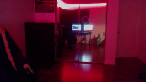 Money online show from 12-14-25, 08:52