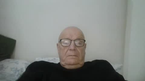 Snapshot of oggi95 chatting on 02-18-25, 07:19 oggi95 online show from 02-18-25, 07:19