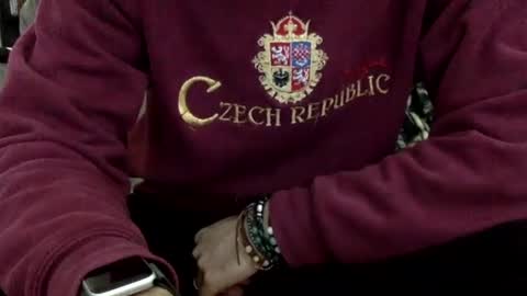 Snapshot of oggs48 chatting on 01-17-26, 12:10 oggs48 online show from 01-17-26, 12:10