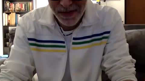 Snapshot of oggs48 chatting on 05-09-26, 01:38 oggs48 online show from 05-09-26, 01:38