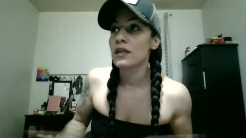 Lit en Cama online show from 10-23-25, 03:50