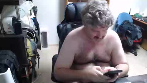 Snapshot of ogre57 chatting on 12-14-24, 06:20 Woman message me men do not make demands and dont ask for pm only ladies. online show from 12-14-24, 06:20