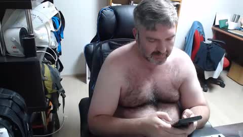 Snapshot of ogre57 chatting on 12-29-24, 05:44 Woman message me men do not make demands and dont ask for pm only ladies. online show from 12-29-24, 05:44