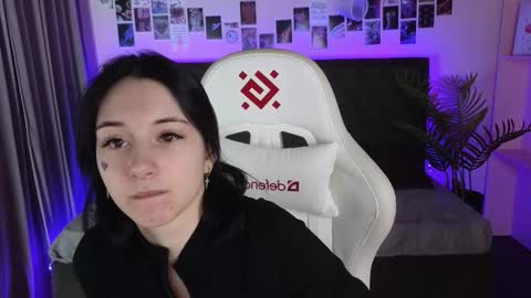 Snapshot of oh_kate_ chatting on 02-22-26, 01:40 oh_kate_ online show from 02-22-26, 01:40