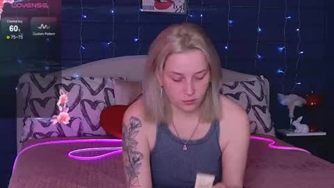 Snapshot of oh_my_julia chatting on 05-22-26, 08:21 oh_my_julia online show from 05-22-26, 08:21
